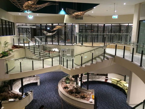 Nomikis\'On The Avenue - Accommodation Sunshine Coast 11