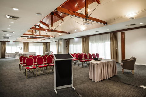 Mercure Darwin Airport Resort - Accommodation Sunshine Coast 38