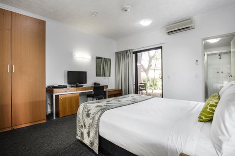 Mercure Darwin Airport Resort - Accommodation Sunshine Coast 26