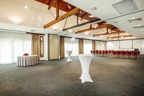 Mercure Darwin Airport Resort - Accommodation Sunshine Coast 37