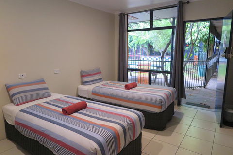 Jump Inn Alice Budget Accommodation - Accommodation Sunshine Coast 3