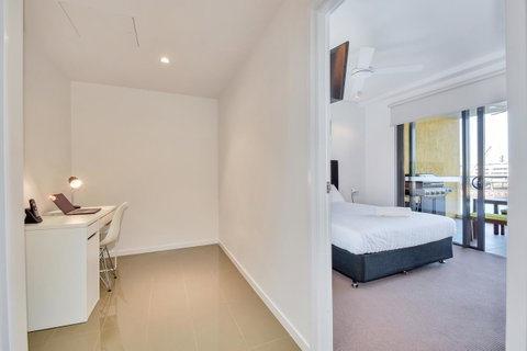 Astra Apartments Darwin - Accommodation Sunshine Coast 7