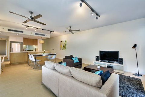 Astra Apartments Darwin - Accommodation Sunshine Coast 2