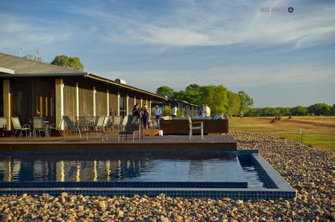 Wildman Wilderness Lodge - Accommodation Sunshine Coast 2