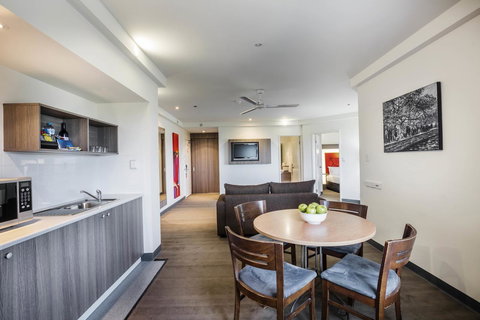 Novotel Darwin CBD - Accommodation Sunshine Coast 7