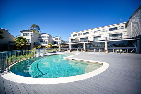Corrigans Cove - Accommodation Sunshine Coast 0