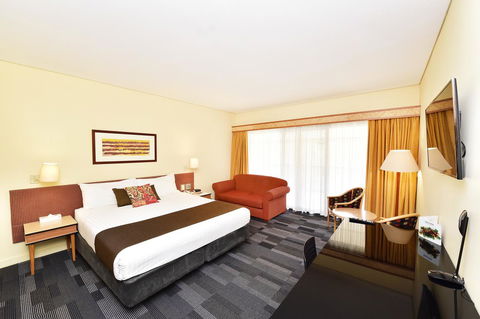 Mercure Alice Springs Resort - Accommodation Sunshine Coast 5