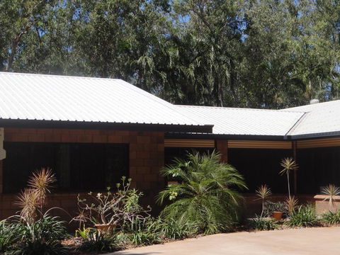 DARWIN'S SHADY ACRES RETREAT - Accommodation Sunshine Coast 5