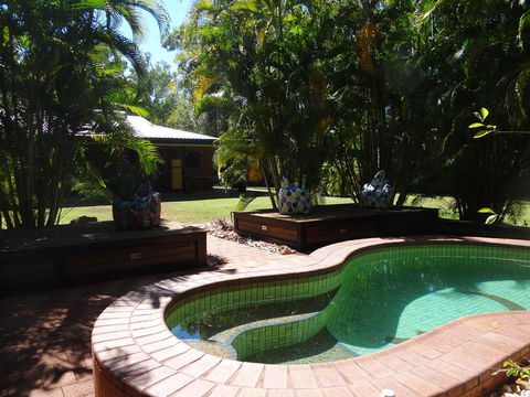 DARWIN'S SHADY ACRES RETREAT - Accommodation Sunshine Coast 12