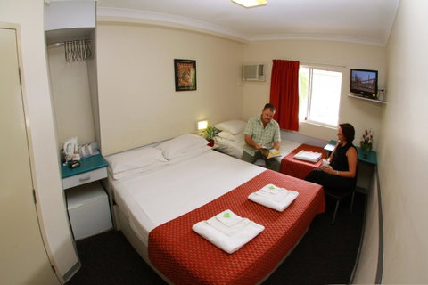 Value Inn - Accommodation Sunshine Coast 8