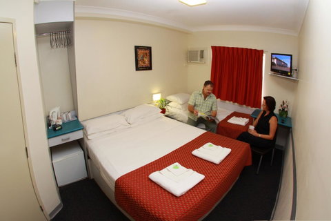 Value Inn - Accommodation Sunshine Coast 14