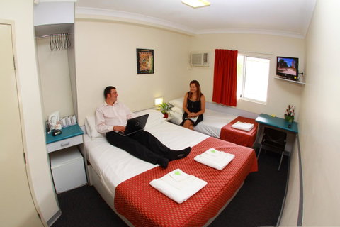 Value Inn - Accommodation Sunshine Coast 12