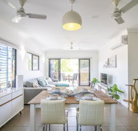 ZEN QUARTERS - The NOMADS PAD Near Nightcliff Markets  Sunset Foreshore - Accommodation Sunshine Coast