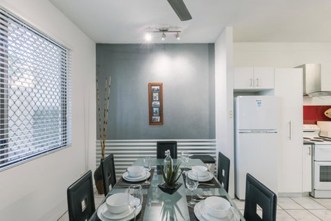 CitySide Apartment - 2 Bedroom With Private Courtyard - Accommodation Sunshine Coast 2