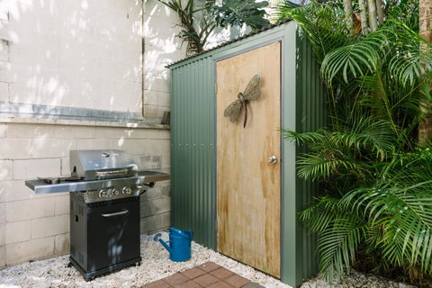 CitySide Apartment - 2 Bedroom With Private Courtyard - Accommodation Sunshine Coast 12