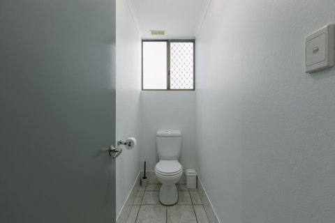 CitySide Apartment - 2 Bedroom With Private Courtyard - Accommodation Sunshine Coast 20