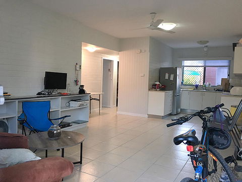 Cozy Room For A Great Stay In Darwin - Excellent Location - Accommodation Sunshine Coast 7