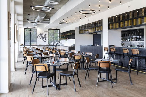 Mantra MacArthur Hotel - Accommodation Sunshine Coast 4