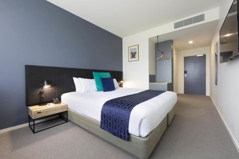 Mantra MacArthur Hotel - Accommodation Sunshine Coast 0