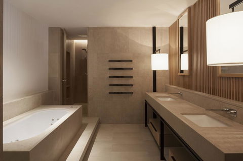 Hotel Realm - Accommodation Sunshine Coast 19