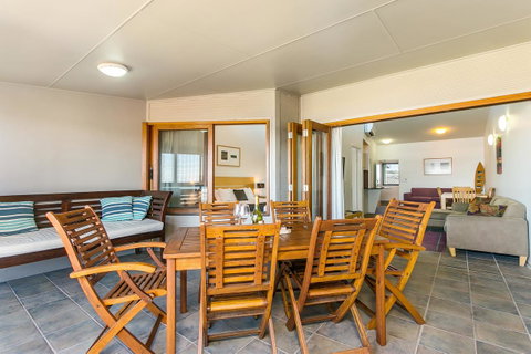 Lennox Holiday Apartments - Accommodation Sunshine Coast 33