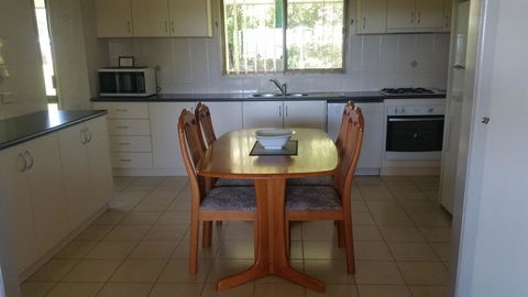 Bonaways - Accommodation Sunshine Coast 2