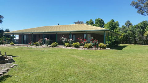 Bonaways - Accommodation Sunshine Coast 0