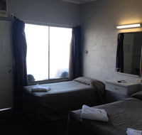 Boomerang Hotel - Accommodation Sunshine Coast