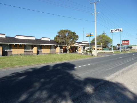 Bordertown Dukes Motorinn - Accommodation Sunshine Coast 3