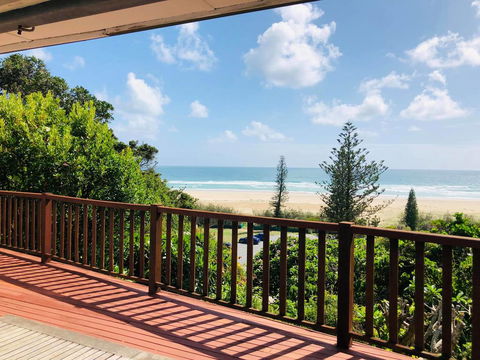 BOSCOBEL COTTAGE - MAGICAL BEACH & RIVER VIEWS - KINGSCLIFF - Accommodation Sunshine Coast 0