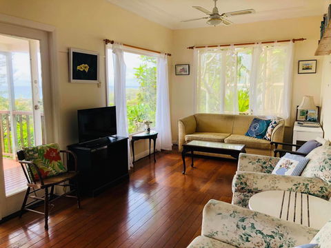BOSCOBEL COTTAGE - MAGICAL BEACH & RIVER VIEWS - KINGSCLIFF - Accommodation Sunshine Coast 3