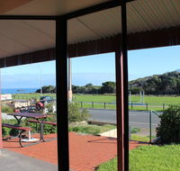 Bott's Beach Retreat - Accommodation Sunshine Coast