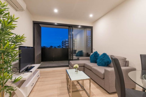 Box Hill Central 1 Bedroom Delight@Elland Avenue - Accommodation Sunshine Coast 2