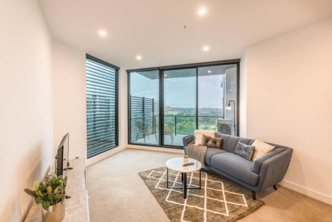 Box Hill Garden View 1 Bedroom Apartment - Accommodation Sunshine Coast 0