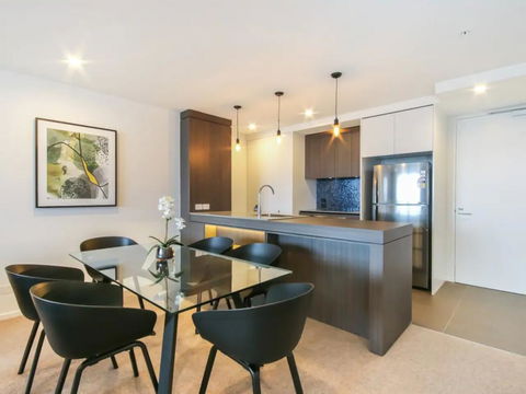 Brand New 2 Bedroom Unit With Amazing Hinterland Views - Accommodation Sunshine Coast 1
