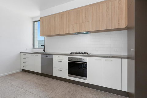 BRAND NEW OCEAN AVENUE TOWNHOUSE - Accommodation Sunshine Coast 3
