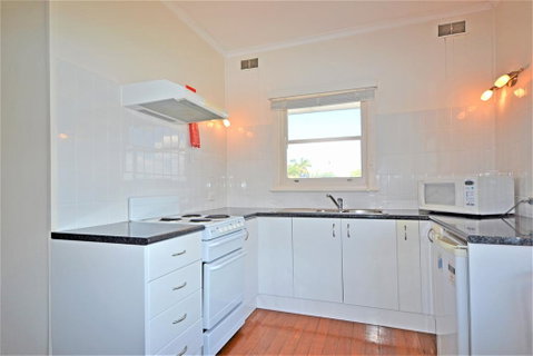 Breakers 4 2 Hill Street - Accommodation Sunshine Coast 2