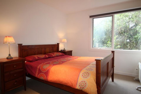 Breakers Holiday House - Accommodation Sunshine Coast 2