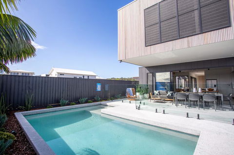 BREEZE At SALT - Accommodation Sunshine Coast 0