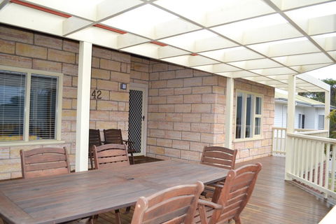 Bremer Riverfront Views To The Sea - Accommodation Sunshine Coast 1