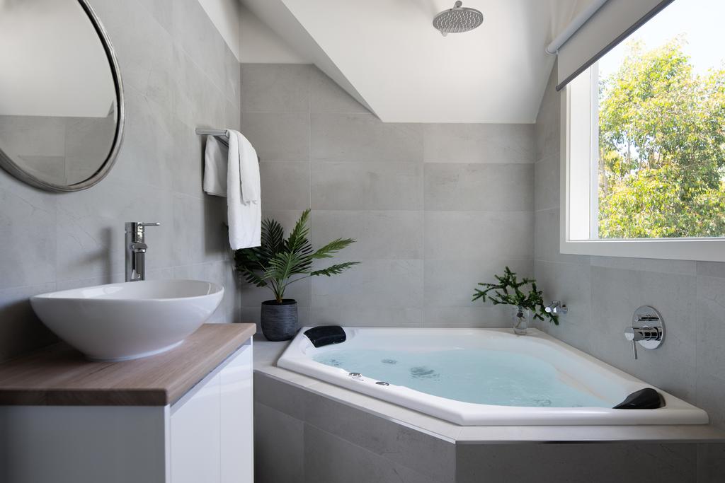 Basalt VIC Accommodation Sunshine Coast