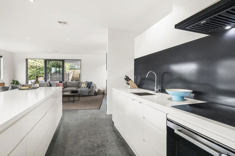 Bridgewater Luxury Family Retreat, Close To The Beach - Accommodation Sunshine Coast 1