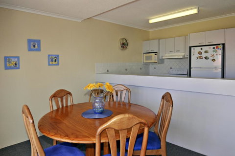 Bright & Comfortable In Quiet Location - Accommodation Sunshine Coast 3