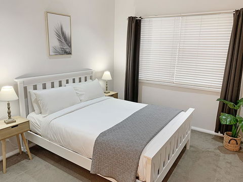 Bright 3-bedroom Apartment - Central Armidale - Accommodation Sunshine Coast 2