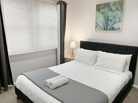 Bright 3-bedroom Apartment - Central Armidale - Accommodation Sunshine Coast 3