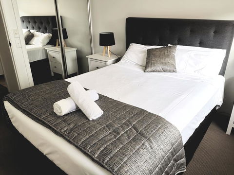 Broadbeach Private Apt With CHA - Accommodation Sunshine Coast 2