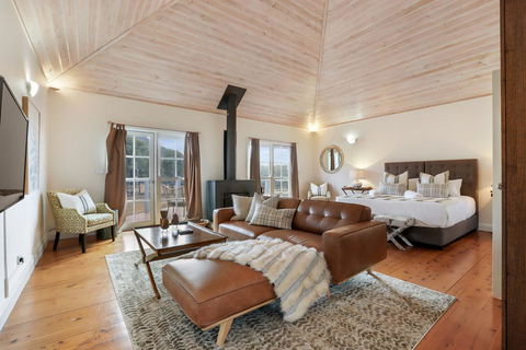 Brokenback Views Country Estate Hunter Valley - Accommodation Sunshine Coast 3