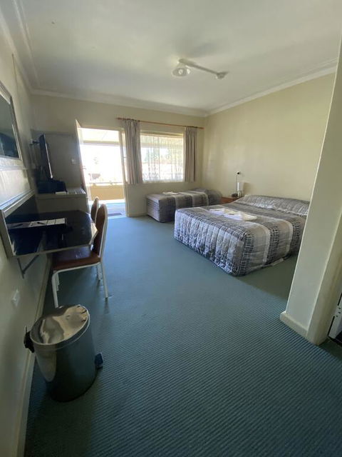 Bucketts Way Motel Gloucester - Accommodation Sunshine Coast 1