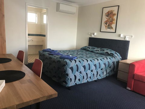 Bunbury Motel - Accommodation Sunshine Coast 2
