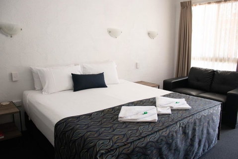 Bundaberg Spanish Motor Inn - Accommodation Sunshine Coast 3